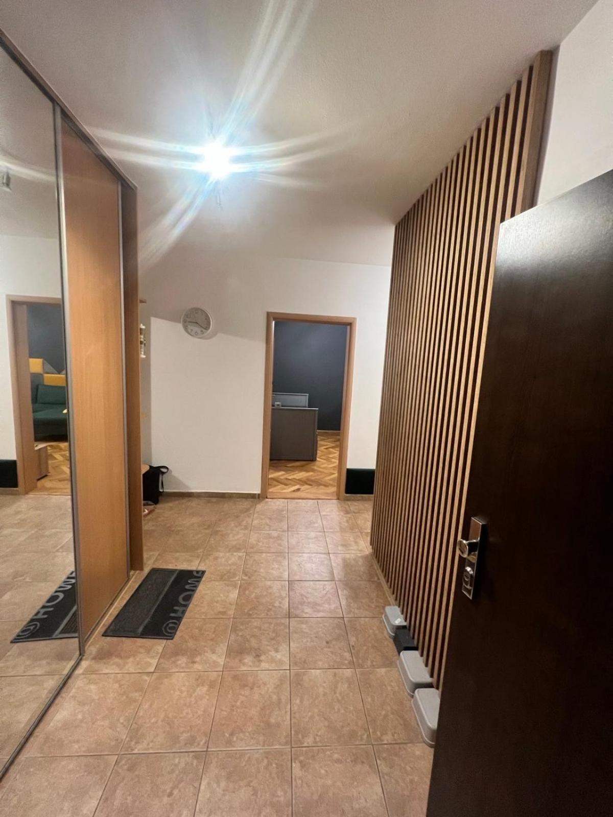 Victory Apartman Samorin Exterior photo